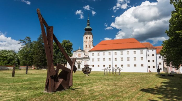 Kostanjevica na Krki | Forma Viva – Prekrasen park čudovitih skulptur